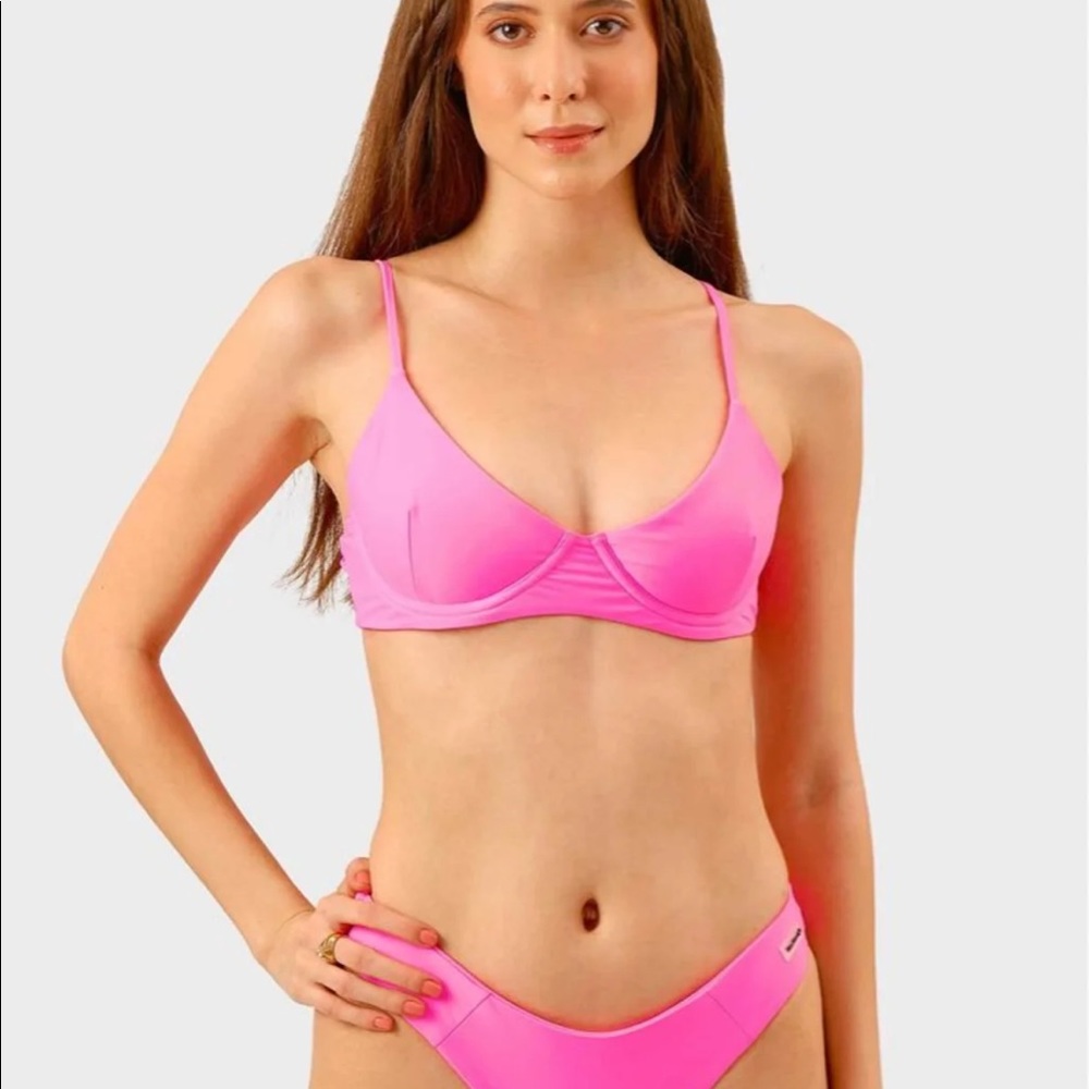 Blackbough bikini top